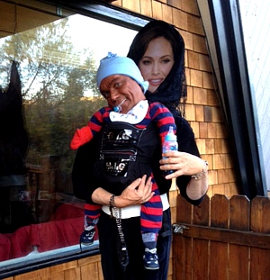 Funny Halloween costume - Angelina Jolie and Her Kid